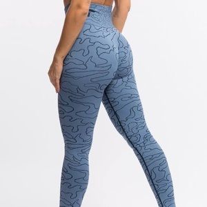 Echt Arise Camo Leggings